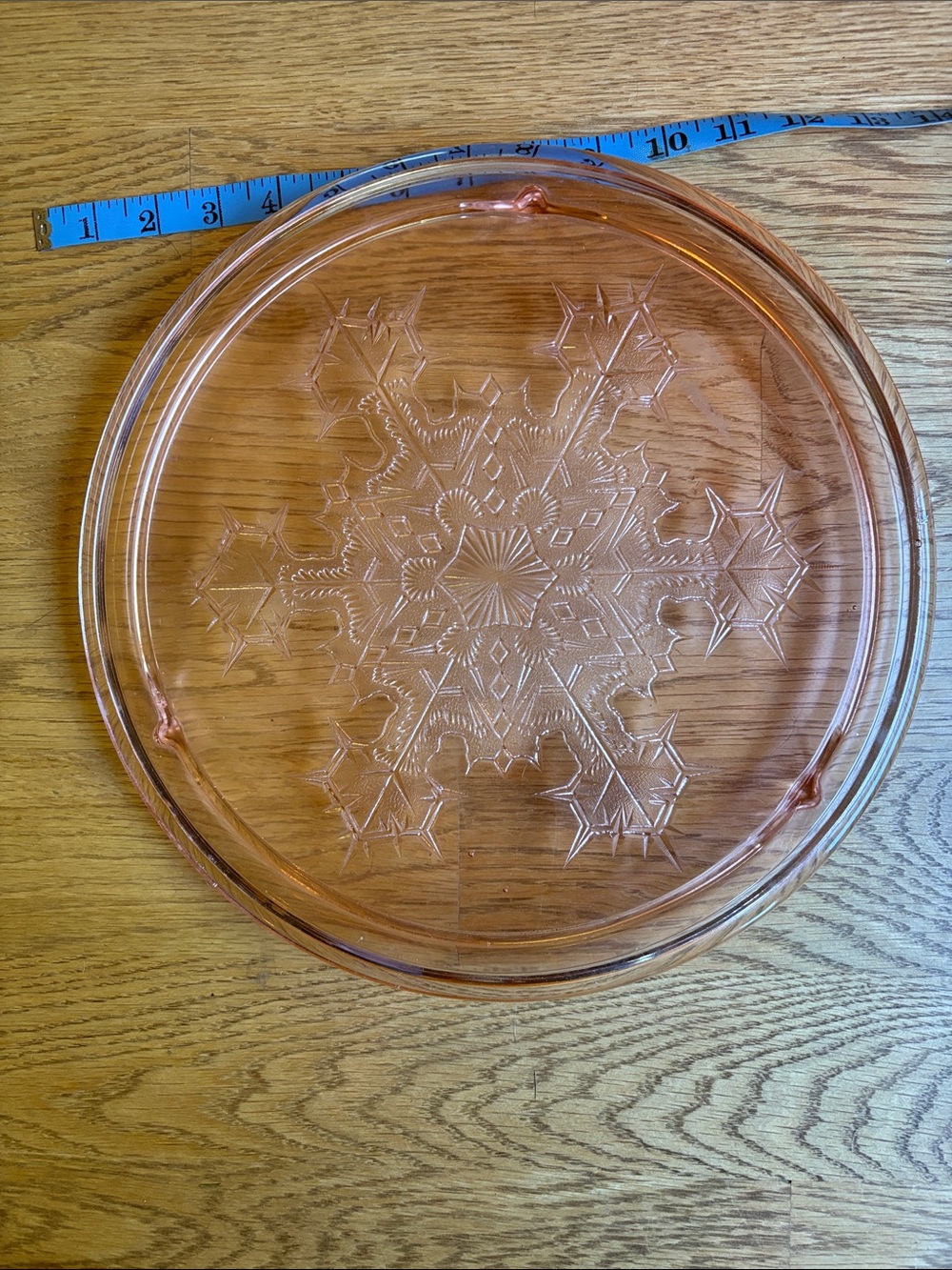 Vintage-Style Pink Glass Serving Platter with Snowflake Pattern